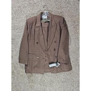 le suit nouveau classics dark olive chiant Sz 14 NWT 2pc Skirt Suit